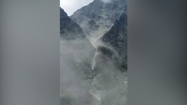 V Tatrách se utrhla kamenná lavina